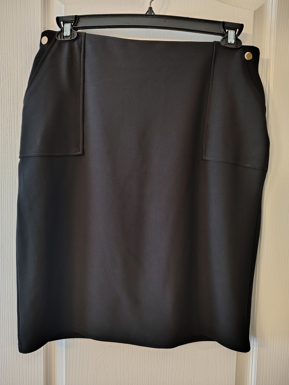 Sleek Black Pencil Skirt with Snap-Accent Waist